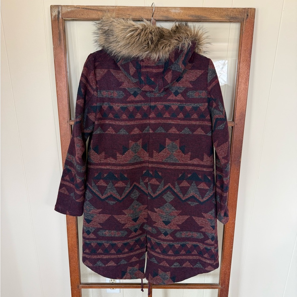 BB Dakota Burgundy Western Aztec Print Anorak Coat Jacket Faux Fur Hood - Size S - Picture 6 of 8